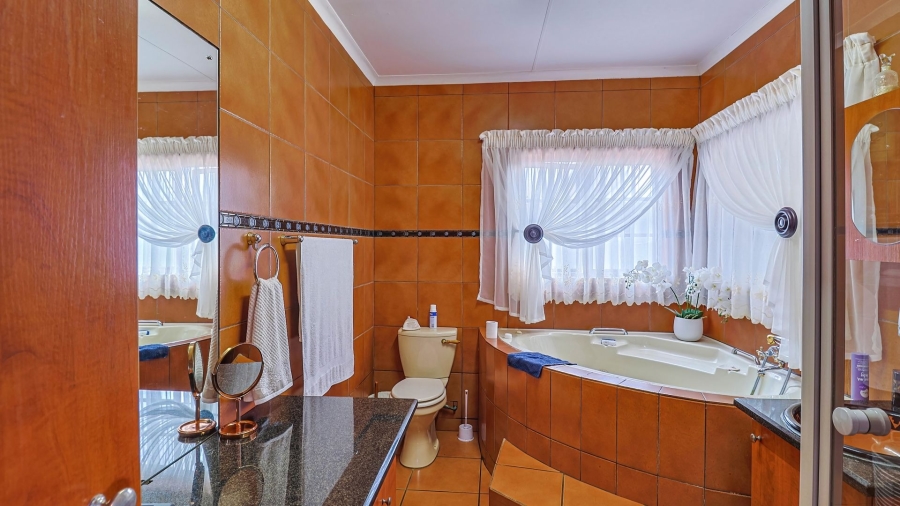 4 Bedroom Property for Sale in Cashan North West